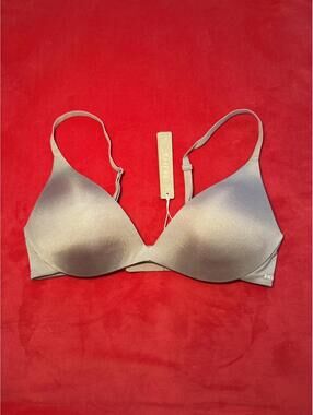 Skims Wireless Form Super Push Up Bra Color Sienna Size 34B